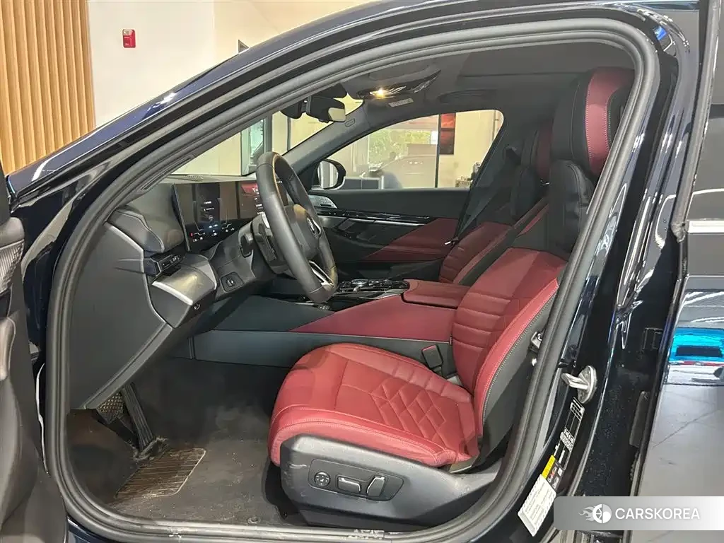 BMW i5 id 4589429 из Китая 8