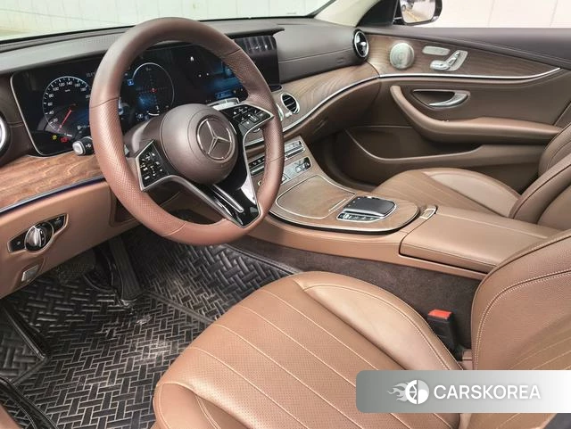 Mercedes-Benz E-class 2022 Черный из Китая, фото 6