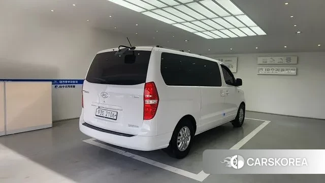 Hyundai The New Grand Starex id 3617355 из Кореи 14