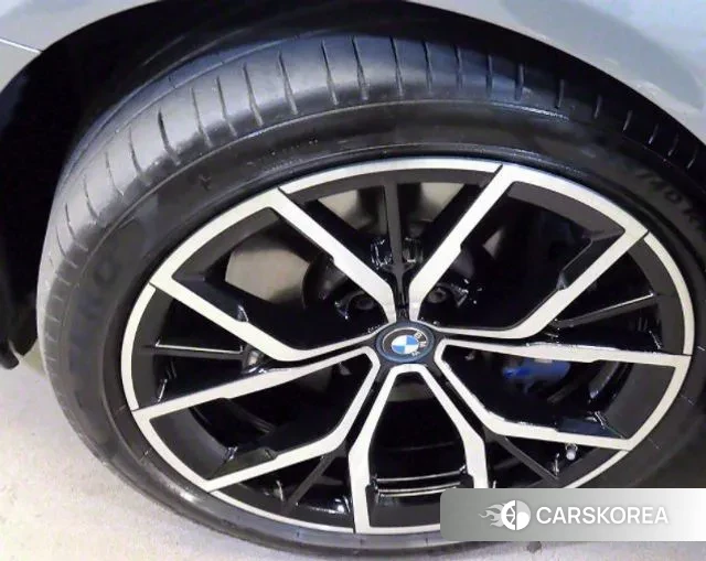 BMW 5 Series (G30) id 3053274 из Кореи 16