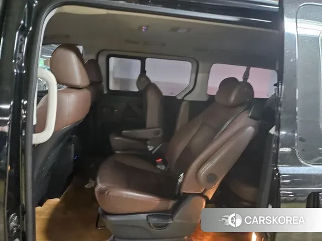 Hyundai The New Grand Starex id 3695401 из Кореи 14