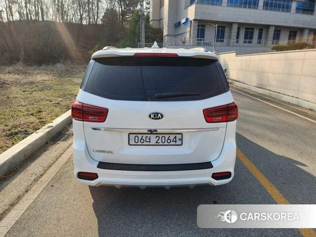 Kia The New Carnival id 3893829 из Кореи 16
