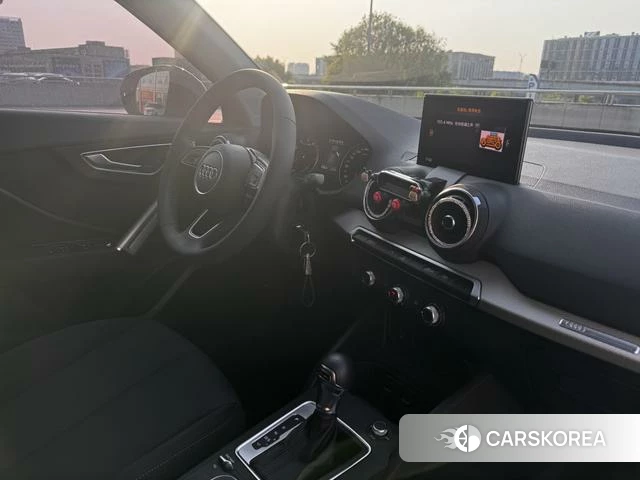 Audi Q2L id 4275795 из Китая 17