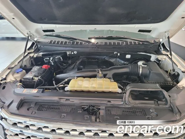 Ford Expeditation id 2749264 из Кореи 16