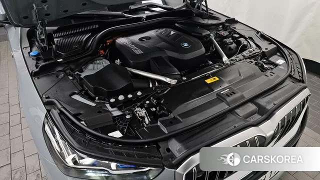 BMW 5 Series (G60) id 2899815 из Кореи 16