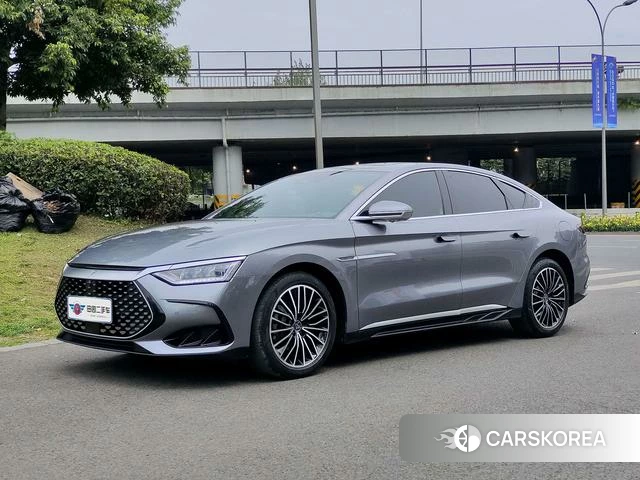 BYD Han DM 2024 Темно-серый из Китая, фото 6