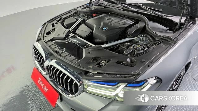 BMW 5 Series (G30) id 3877460 из Кореи 16