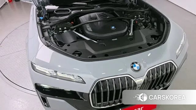 BMW 7 Series (G70) id 3136988 из Кореи 16