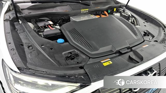 Audi e-Tron id 3915199 из Кореи 16