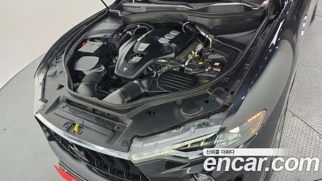 Maserati Levante id 2864439 из Кореи 16