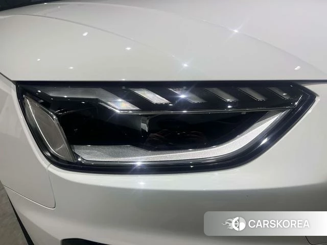 Audi A4L id 4214545 из Китая 13
