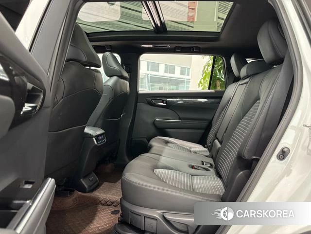 Toyota Crown Lufang id 4348498 из Китая 21
