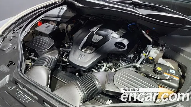 Maserati Levante id 2745375 из Кореи 16