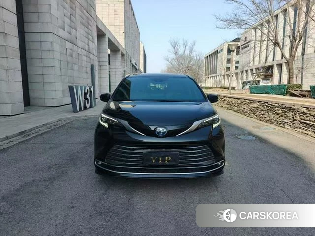 Toyota Saina 2024 Черный из Китая, фото 6