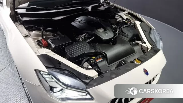 Maserati Quattroporte id 3324410 из Кореи 16