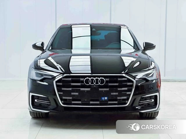 Audi A6L 2025 Черный из Китая, фото 6