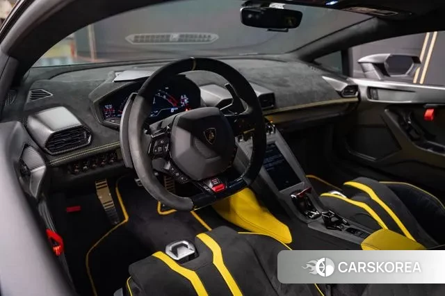 Lamborghini Huracan 2023 Черный из Кореи, фото 6