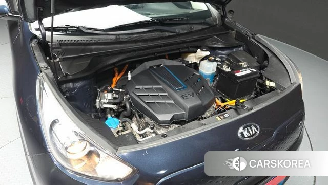 Kia Niro EV id 3879315 из Кореи 16