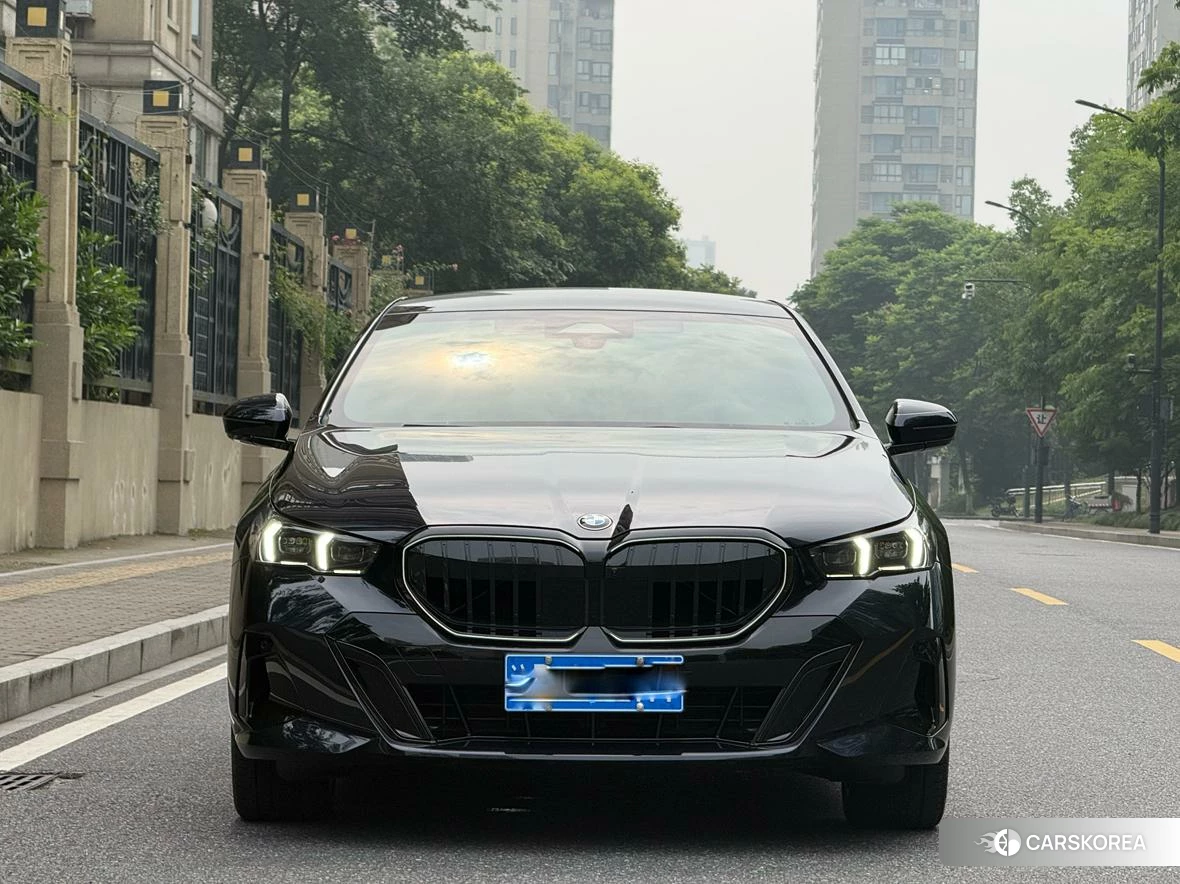 BMW 5 series id 4473645 из Китая 12