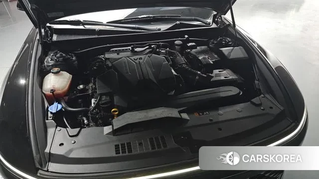 Hyundai Grandeur (GN7) id 3701421 из Кореи 16