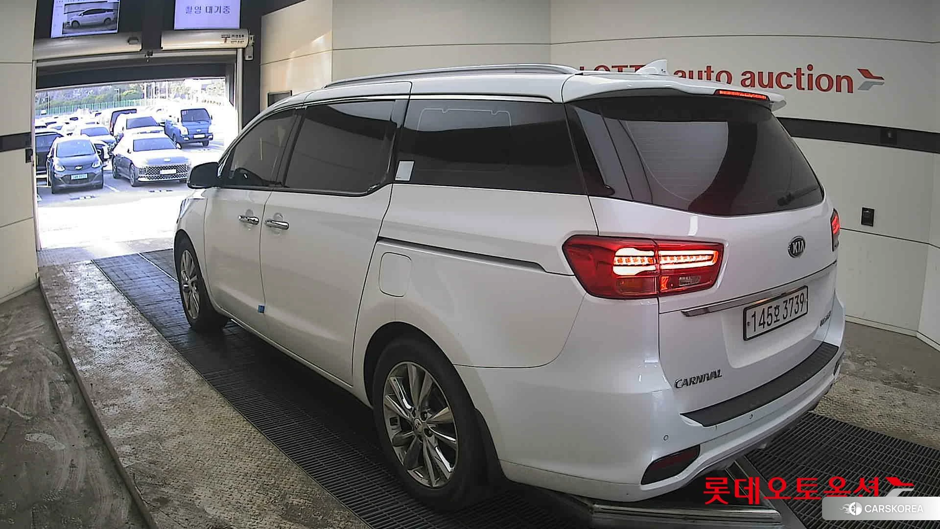 Kia Carnival Limousine id 3882142 из Кореи 34