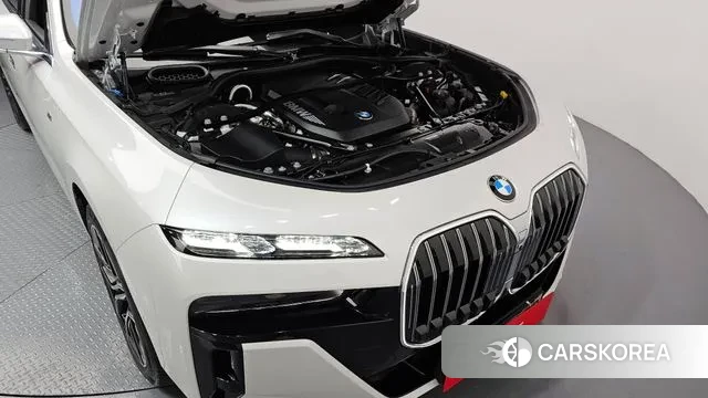 BMW 7 Series (G70) id 3507400 из Кореи 16