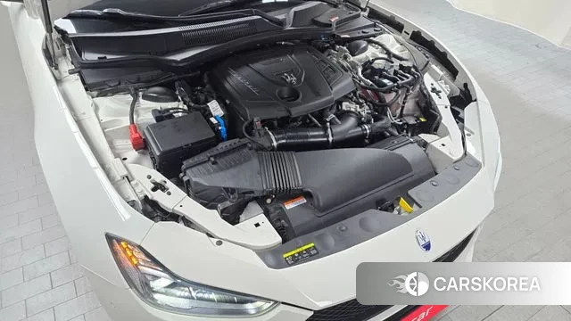 Maserati Ghibli id 3670848 из Кореи 16