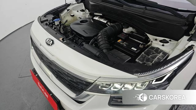 Kia Seltos id 4377317 из Кореи 16