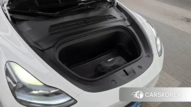 Tesla Model Y id 3011140 из Кореи 16