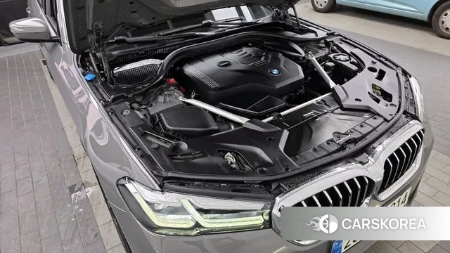 BMW 5 Series (G30) id 3497995 из Кореи 16