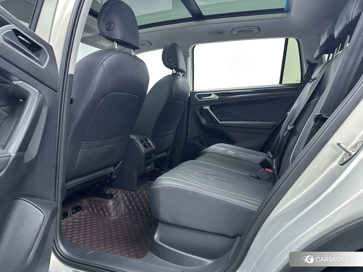 Volkswagen Tiguan L id 4479606 из Китая 20