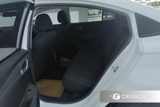 Roewe i5 id 3775226 из Китая 13