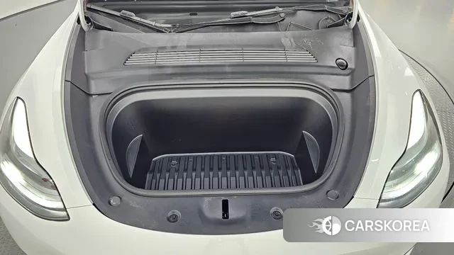 Tesla Model Y id 3457382 из Кореи 16