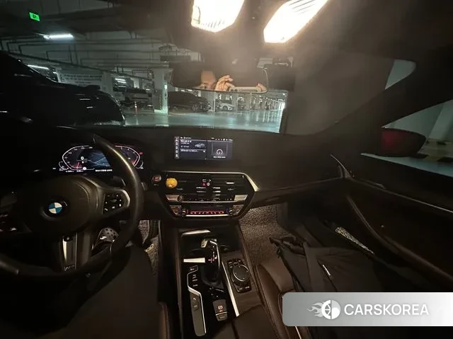 BMW 5 Series (G30) id 3117485 из Кореи 16