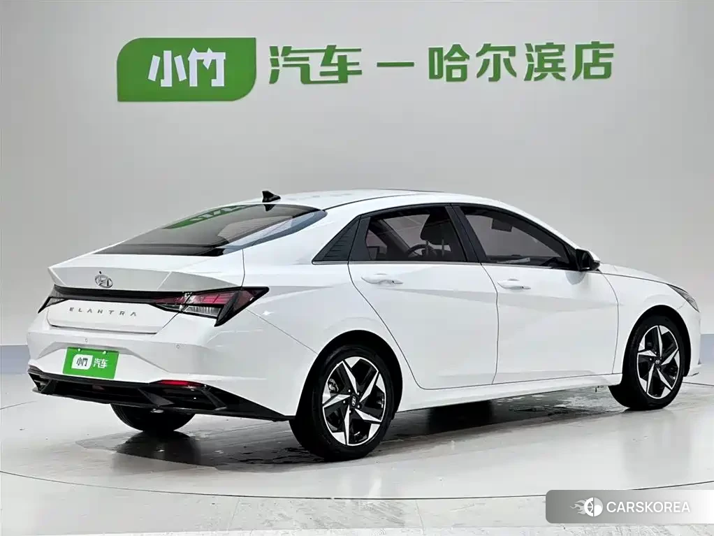 Hyundai Elantra id 4545969 из Китая 19