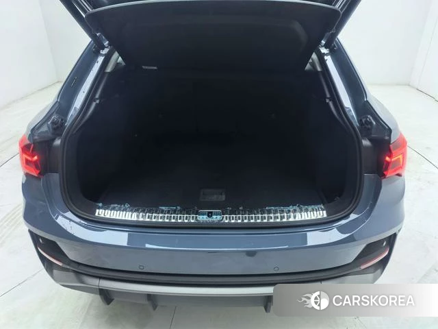 Audi Q3 Sportback id 4261981 из Китая 24