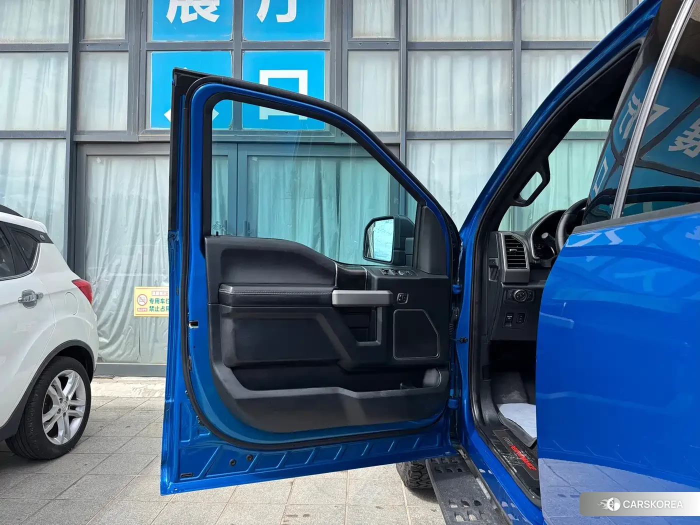 Ford F-150 id 4679804 из Китая 20