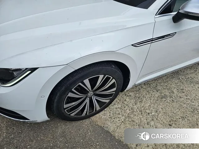 Volkswagen Arteon 2019 Белый из Кореи, фото 6