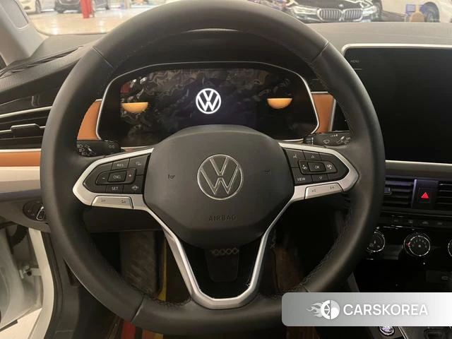 Volkswagen Bora id 4335006 из Китая 11