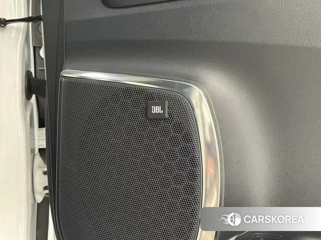 Toyota Elfa id 4222295 из Китая 22