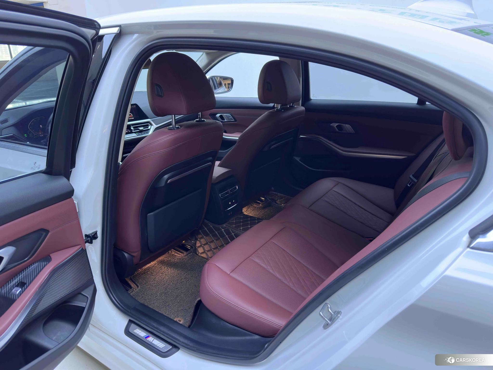 BMW 3 series id 4467584 из Китая 21