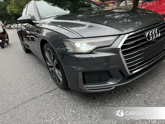 Audi A6L id 4365923 из Китая 30
