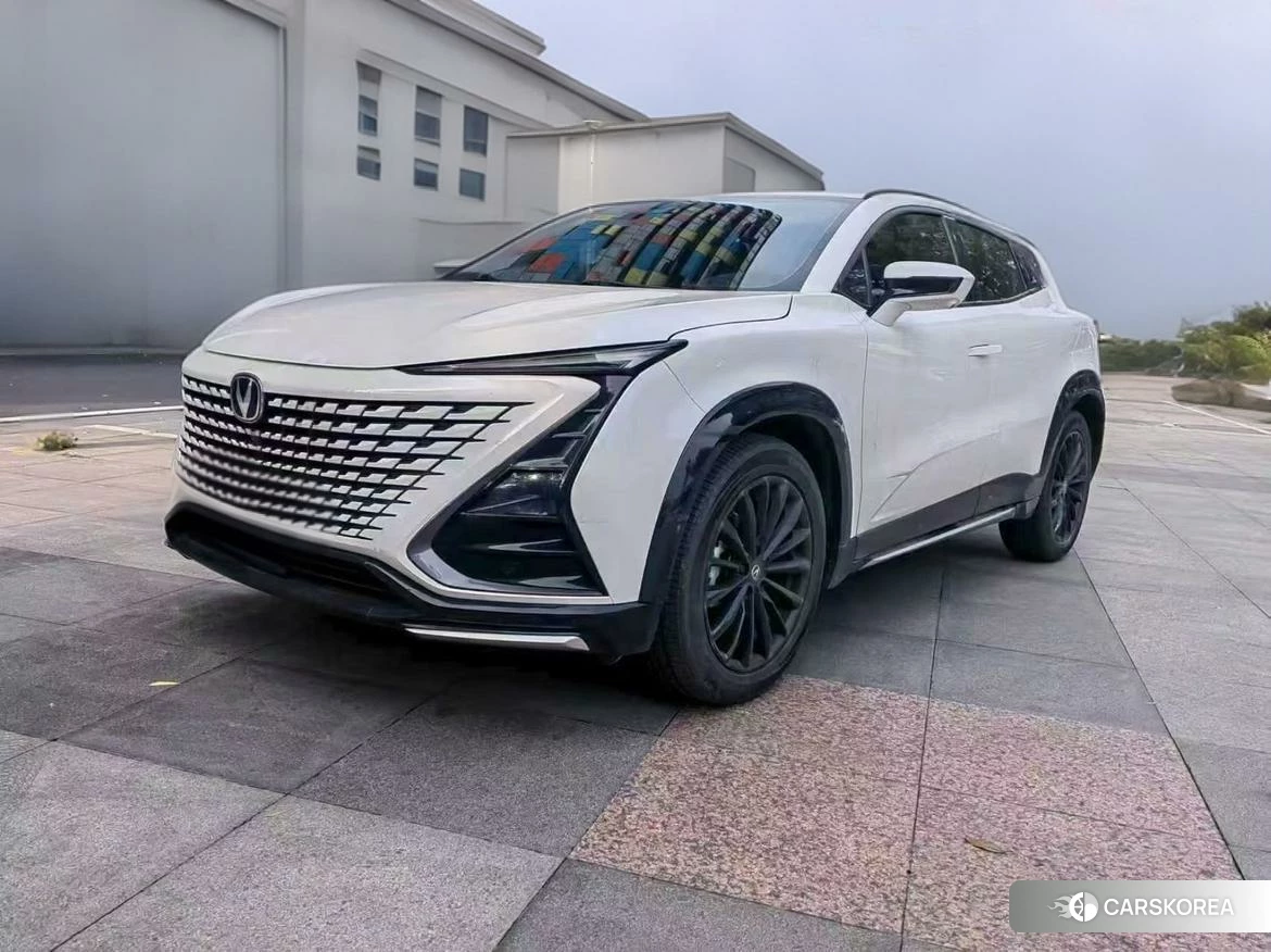 Chang'an UNI-T 2023 Белый из Китая, фото 6