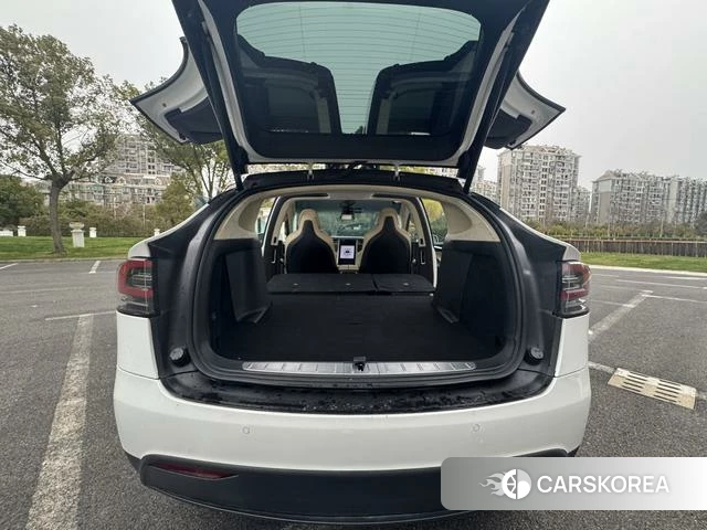 Tesla Model X id 4239014 из Китая 16
