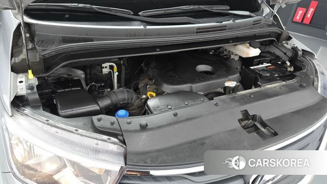 Hyundai The New Grand Starex id 4551591 из Кореи 30