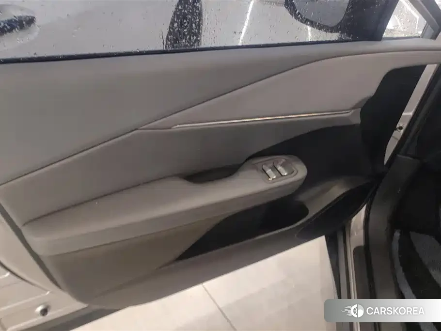 Toyota bZ3 id 4565150 из Китая 12