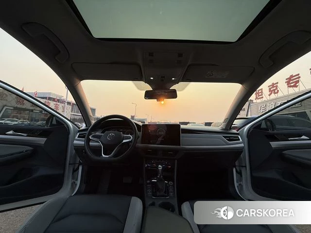 Volkswagen Bora id 4256081 из Китая 17