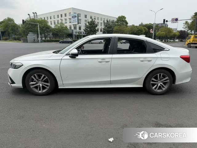 Honda Civic id 4290991 из Китая 11