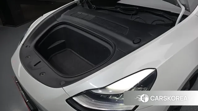 Tesla Model Y id 3170194 из Кореи 16