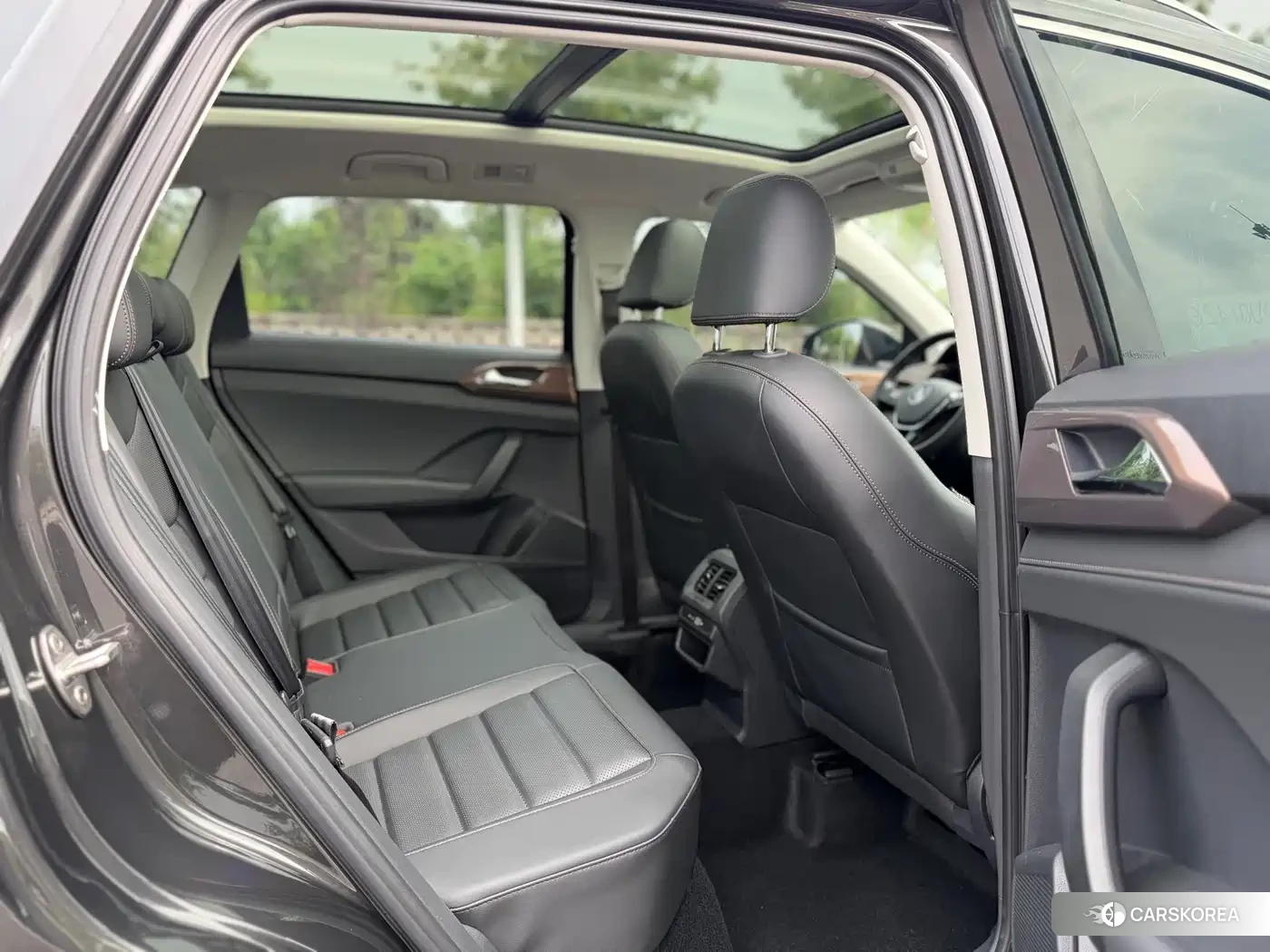 Volkswagen Tharu id 4553870 из Китая 13